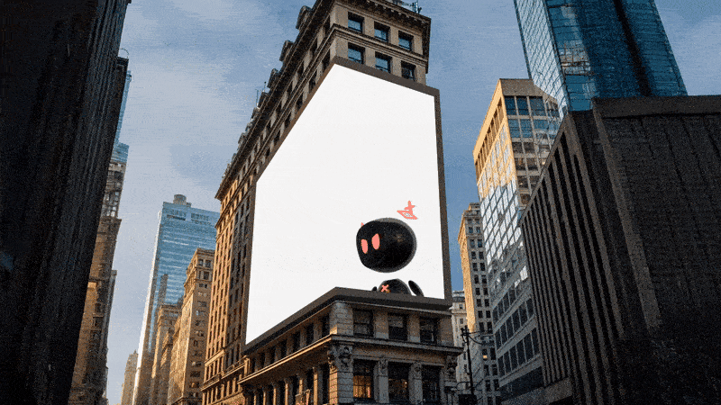Loop 3 — reemplaza por GIF/MP4 poster